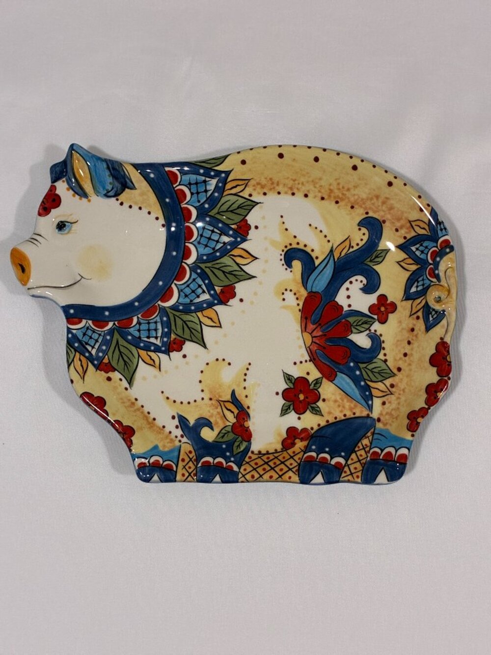 Tabletops Gallery Toluca Pig Ceramic Plate Yellow Blue Floral and Paisley 8" EUC